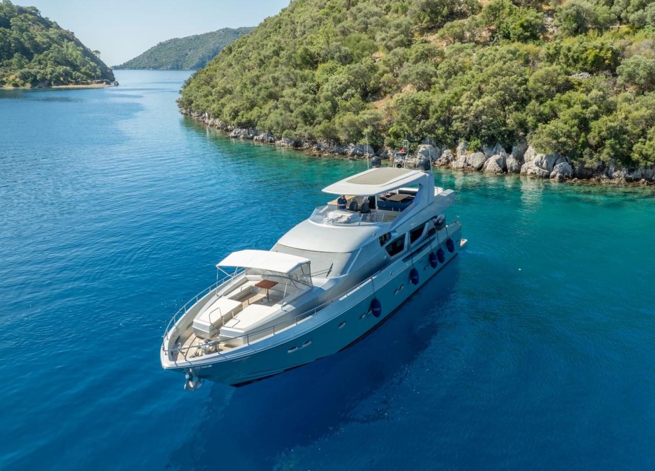 Βιετνάμ: Ο νέος «καυτός» προορισμός για superyachts