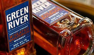 Μία γουλιά από το πλέον premium μπέρμπον ουίσκι του 2025