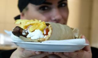 Δύο πόλεις στην Ελλάδα με το καλύτερο streed food στη Γη