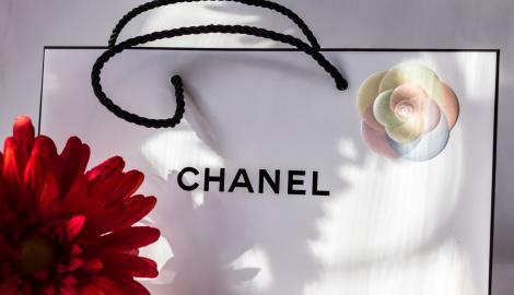 Η Chanel «χρυσώνει» τους ιδιοκτήτες της - Ποια είναι τα αδέρφια Βερτχάιμερ