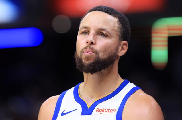 Με γεμάτες... τσέπες έφυγε από την Under Armour ο Στεφ Κάρι