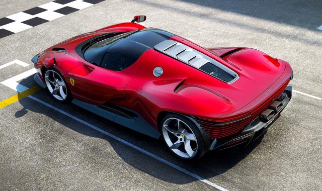 Η Ferrari Daytona SP3 Icona είναι ένα κτήνος με αγωνιστικό DNA