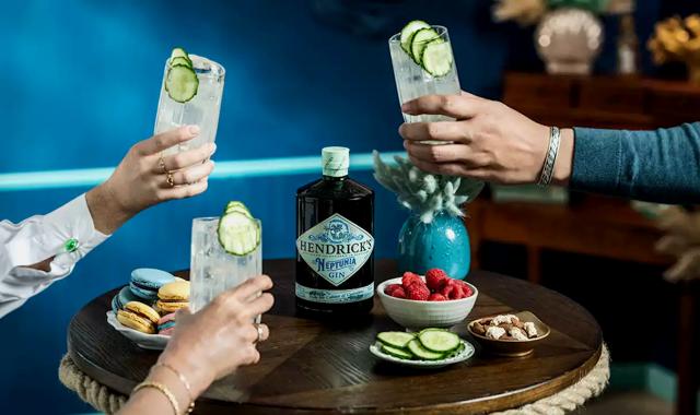 Η Hendrick's εμφιαλώνει τον ωκεανό στο νέο limited edition τζιν Neprunia