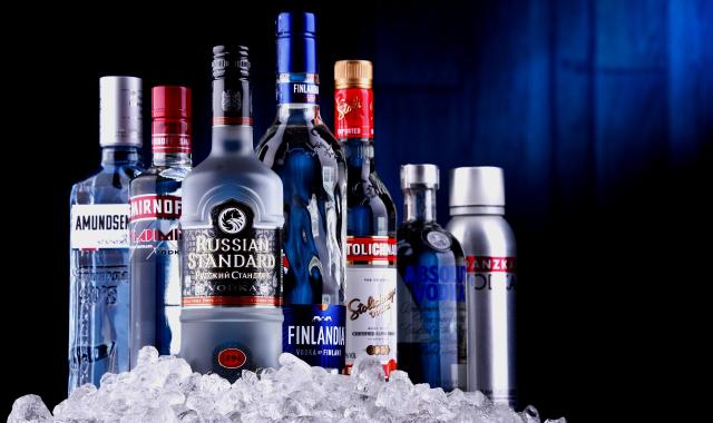 Θέλετε να κόψετε τη ρωσική βότκα; Ναι, αλλά ποια είναι ρωσική και ποια όχι; - Όλη η λίστα