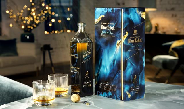 Στο νέο Blue Label η Johnnie Walker εμφιαλώνει πάλι ουίσκι «φαντάσματα»