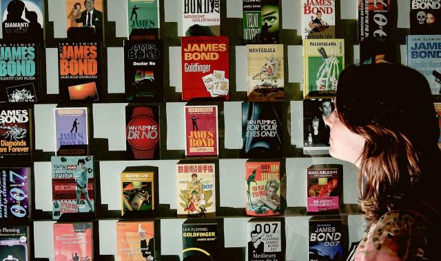 «Νυστέρι» σε όλες τις προβληματικές φυλετικές αναφορές στα βιβλία του Τζέιμς Μποντ