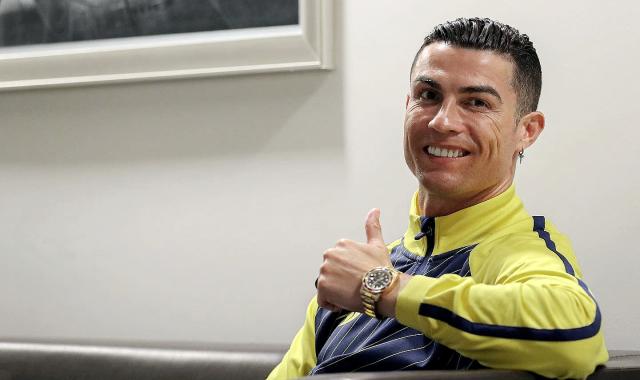 Ο Κριστιάνο Ρονάλντο φλεξάρει άλλο ένα σπάνιο ρολόι: ένα Rolex αξίας 140.000 δολαρίων