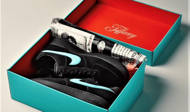 Το Twitter μόλις «δίκασε» τα νέα sneakers πολυτελείας που παρουσίασαν Nike και Tiffany & Co.