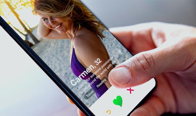 Το Tinder των πλούσιων; Premium club 500 δολαρίων το μήνα εξετάζει η εφαρμογή