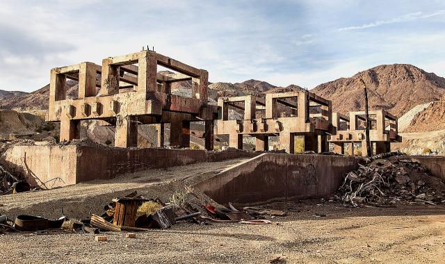 Ποιος και γιατί έδωσε 22 εκατ. δολάρια για μια πόλη-φάντασμα στην έρημο της Καλιφόρνια;