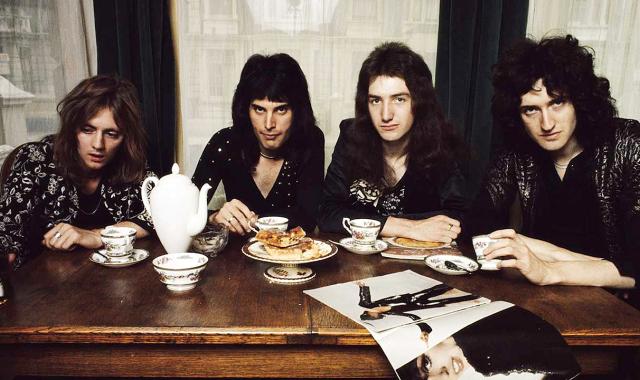 Queen: Προς συμφωνία-ρεκόρ 1 δισ. δολαρίων για την πώληση της μουσικής τους