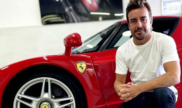 Σε δημοπρασία για 5,5 εκατ. ευρώ η σπάνια Ferrari Enzo του Φερνάντο Αλόνσο