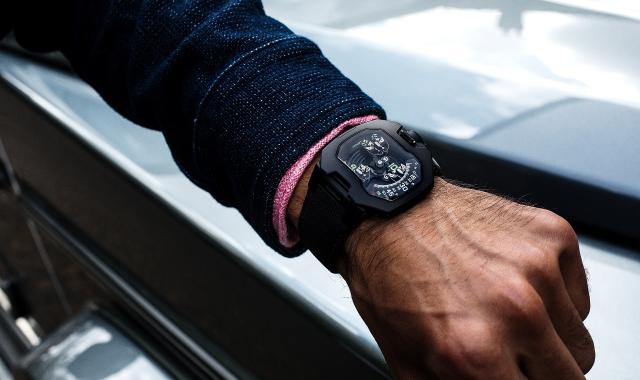 Το νέο ρολόι της URWERK είναι κράμα επιστημονικής φαντασίας και τεχνικής αριστείας