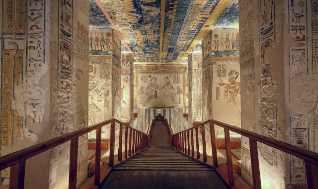 Διακοπές α λα Ιντιάνα Τζόουνς στην Αίγυπτο αναζητώντας το χαμένο τάφο της Κλεοπάτρας