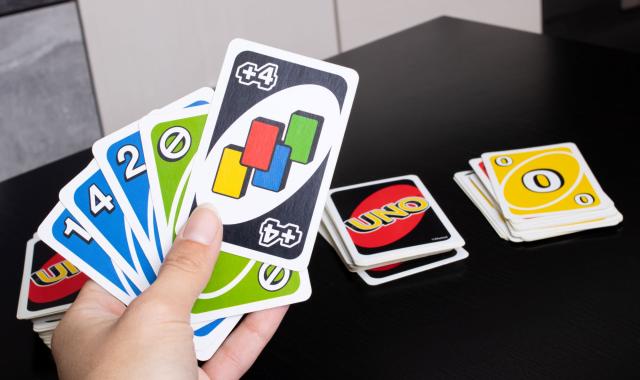 Αν «σκίζετε» στο UNO, η Mattel πληρώνει σχεδόν 18.000 δολάρια για «έμπειρο παίκτη»