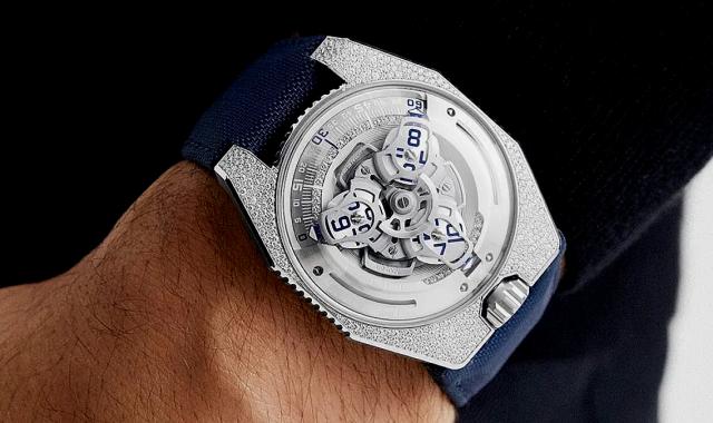 Το εξωπραγματικό νέο ρολόι της Urwerk διαθέτει 400 διαμάντια