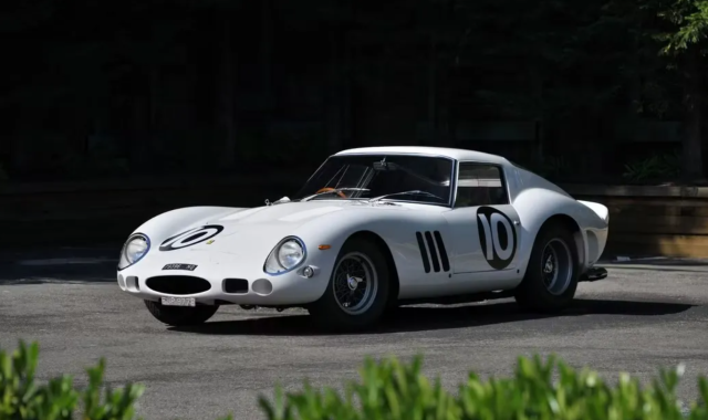 Μία σπάνια Ferrari 250 GTO του 1962 πάει να μείνει στα χρονικά